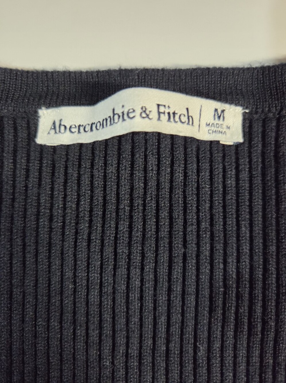 Abercrombie & Fitch Black Ribbed Tie-Front Cardigan - Picture 6 of 9